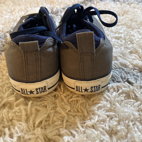 In like new condition. Gray and navy converse - Picture 4 of 4